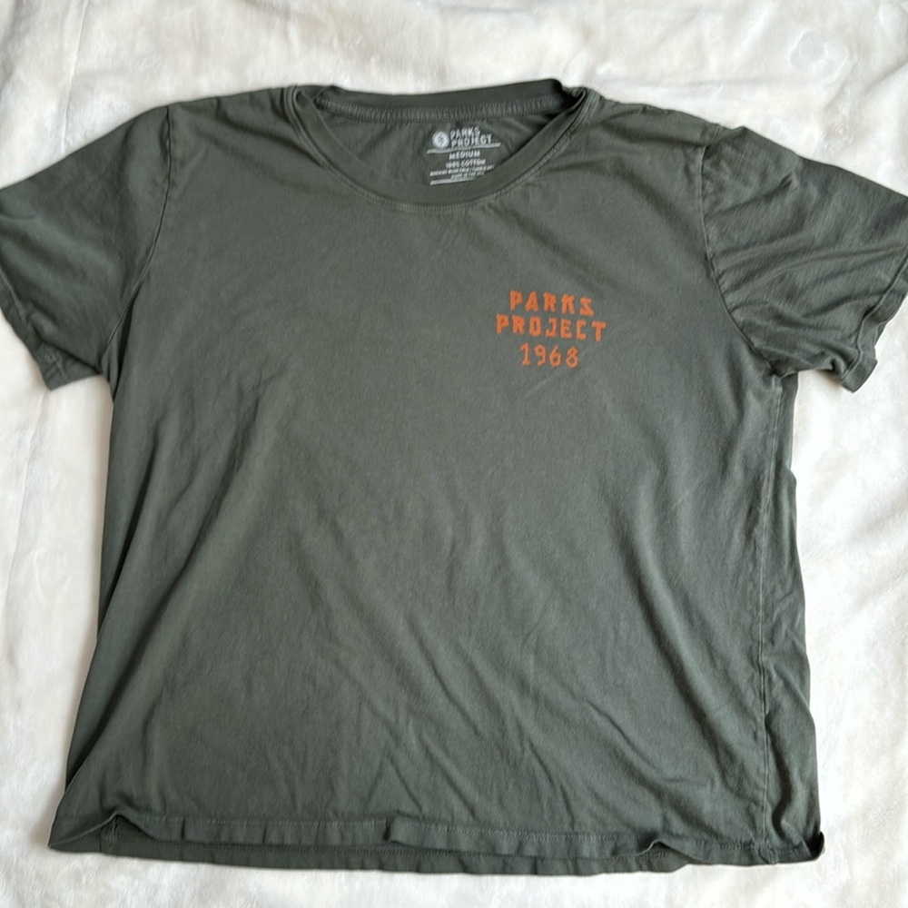 Parks Project Green Women's Short Sleeve T-Shirt Size M